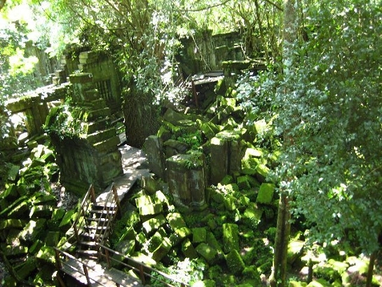 アンコール遺跡　ベンメリア